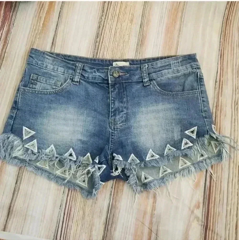 Anthropologie Distressed Denim Shorts Triangle Cutout Detail - Picture 1 of 8